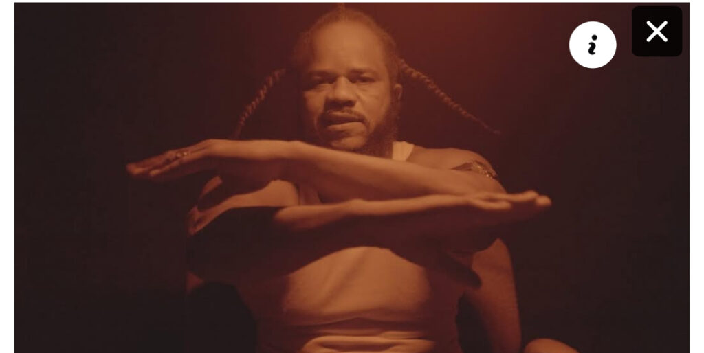 Le rappeur Thiat s’attaque au pouvoir dans son nouveau single