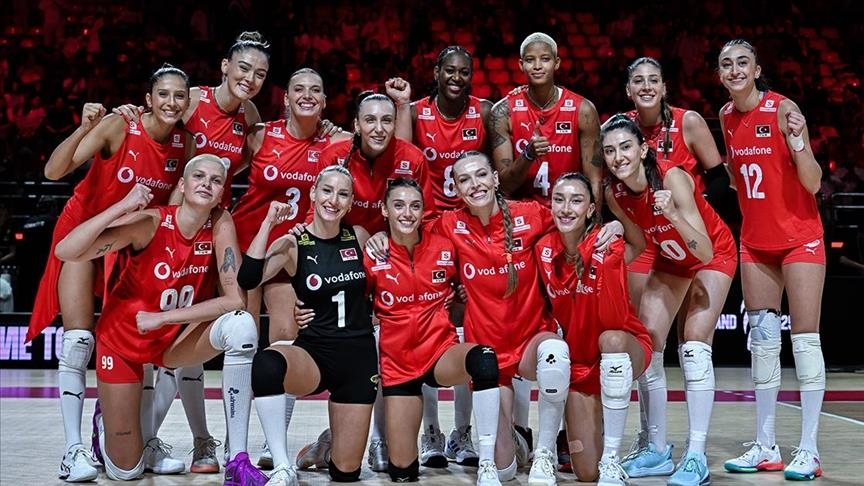 Championnat du monde : La Turquie domine l&rsquo;Espagne en trois sets