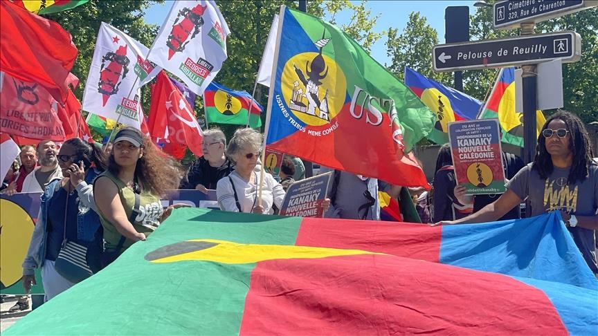 le Sénat coutumier rejette l&rsquo;accord de Bougival