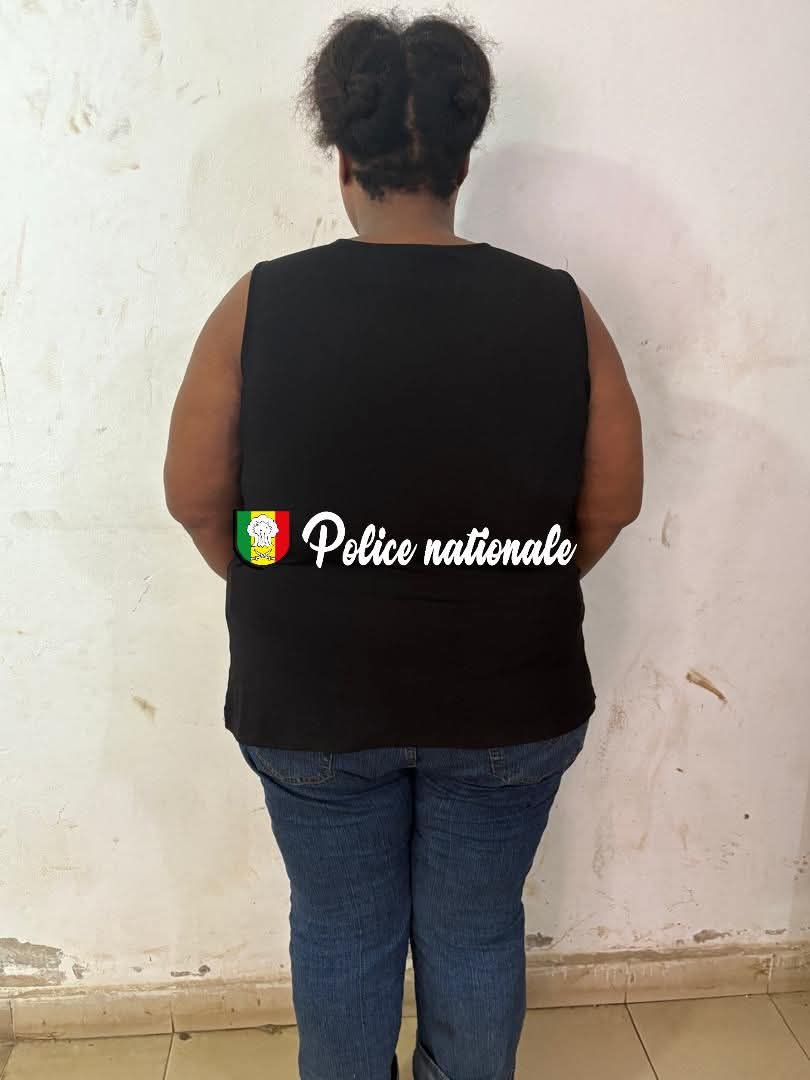 une femme arrêtée aux PA