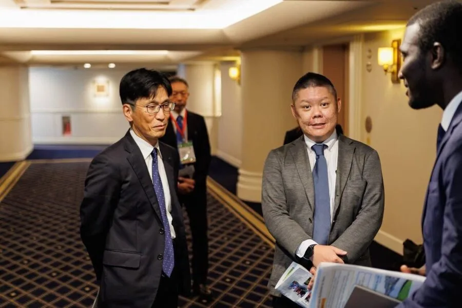 le Président Faye reçoit le patron de Kubota Corporation