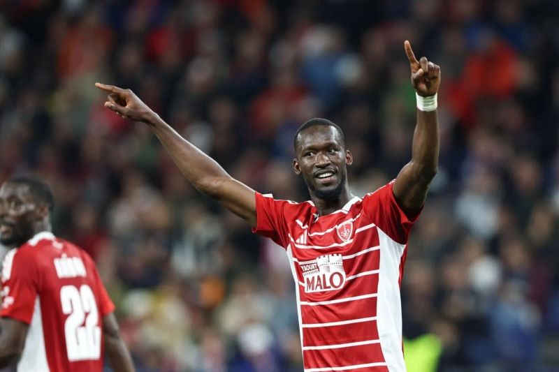 Abdallah Sima sur le point de rejoindre le RC Lens