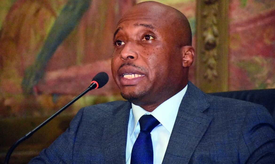 Barthélemy Dias promet justice et dénonce les violences policières