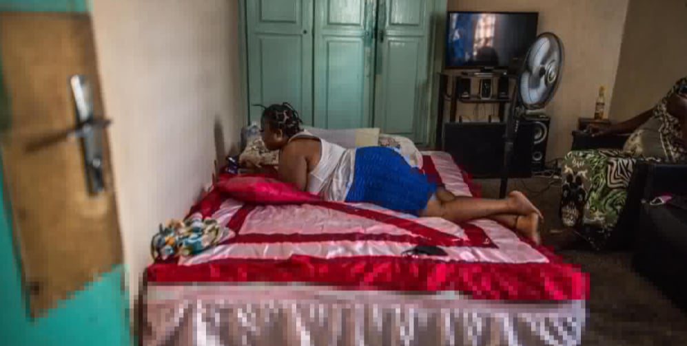 Comment les enquêteurs ont fait éclater le « Ghana Bar », une mafia du sexe