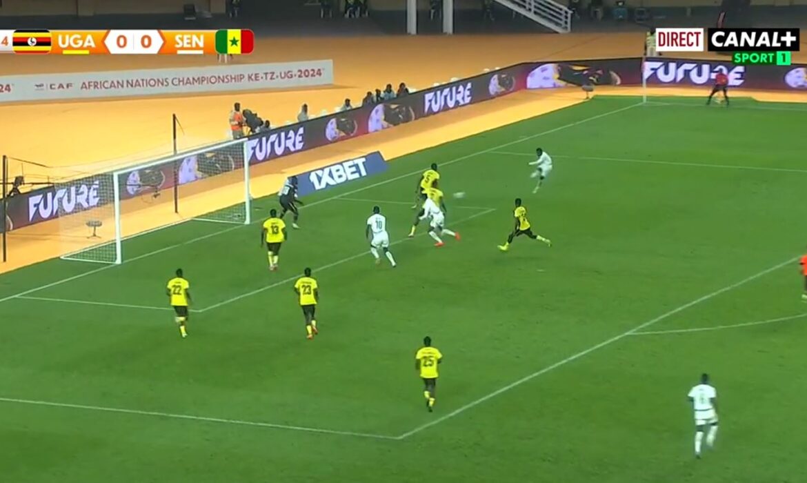 Quart de finale : Oumar Ba ouvre le score face à l’Ouganda sur une jolie action (vidéo)