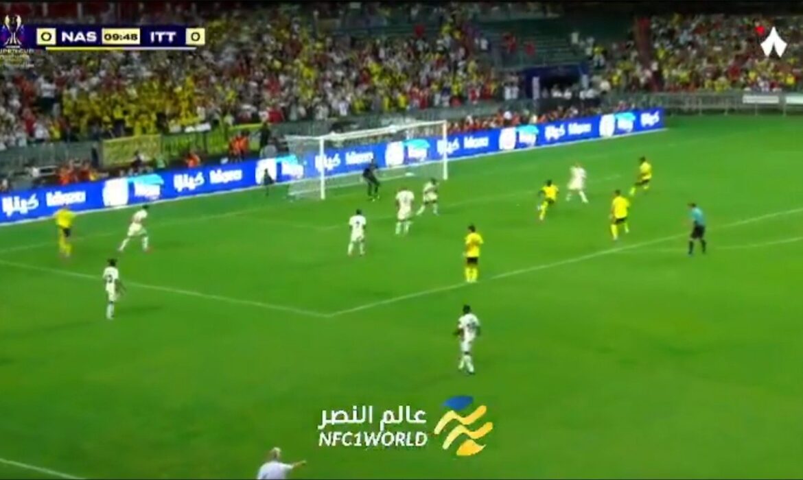 Sadio Mané ouvre le score d’une reprise parfaite (vidéo)