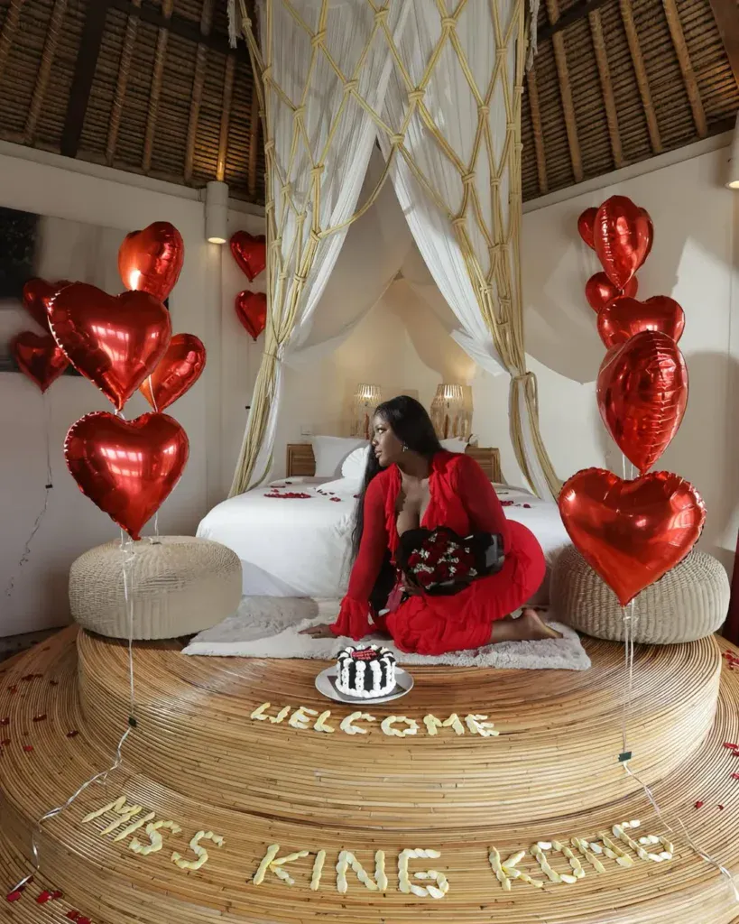 Adja Everywhere répond aux rumeurs de chirurgie esthétique après les révélations de Glam Travel