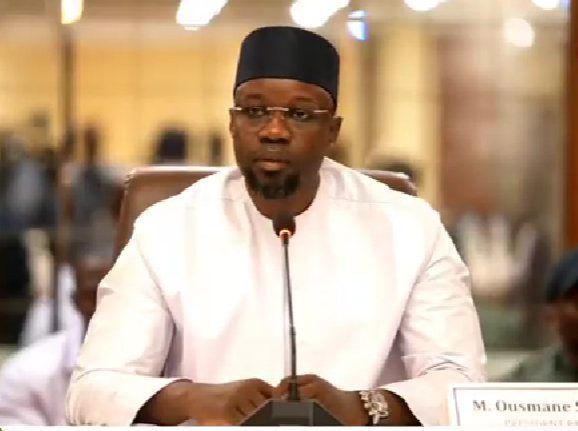 Ousmane Sonko entame une visite officielle aux Émirats Arabes Unis