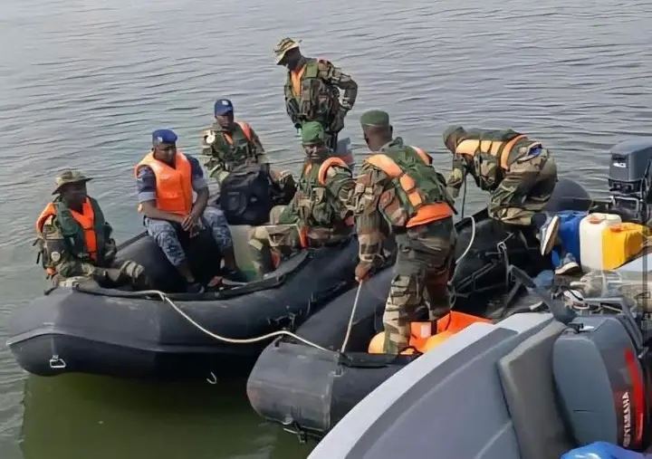 Près de 5 000 fidèles en pirogue sécurisés par l’armée pour le Gamou