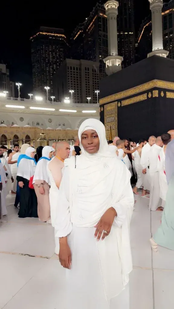 Prières pour le Sénégal devant la Kaaba