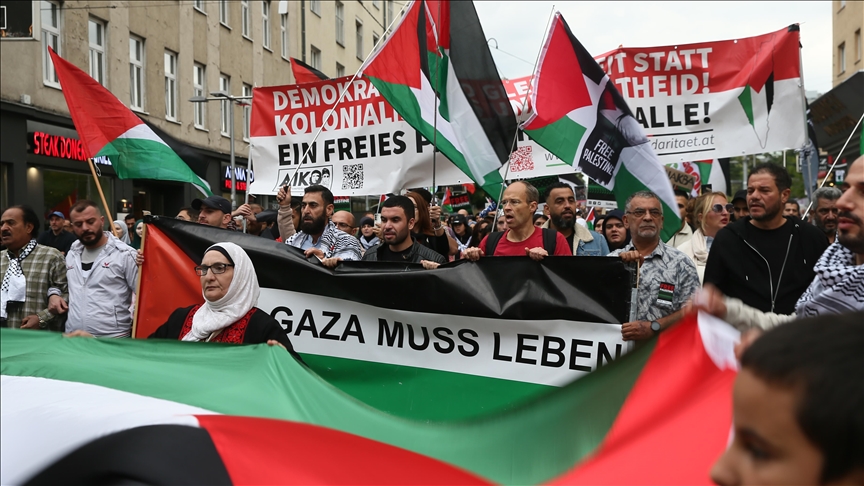 Des centaines de personnes dénoncent la mort de journalistes à Gaza