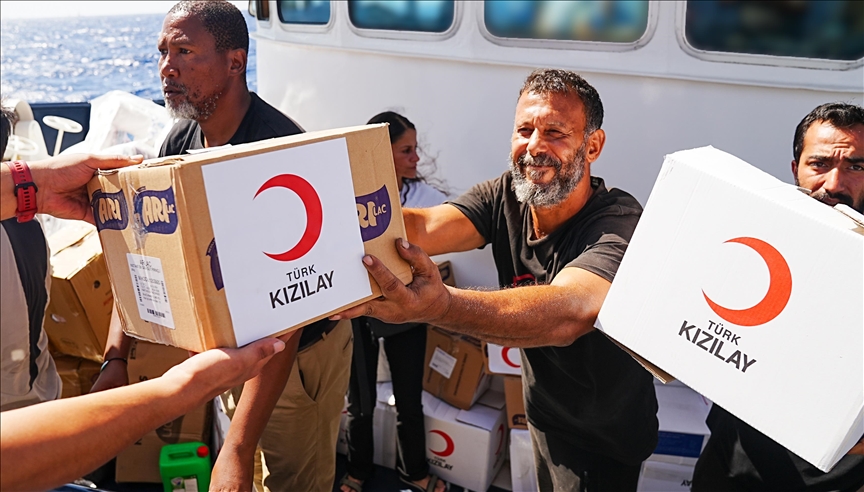 Le Croissant-Rouge turc ravitaille la flottille « Global Sumud » en Méditerranée