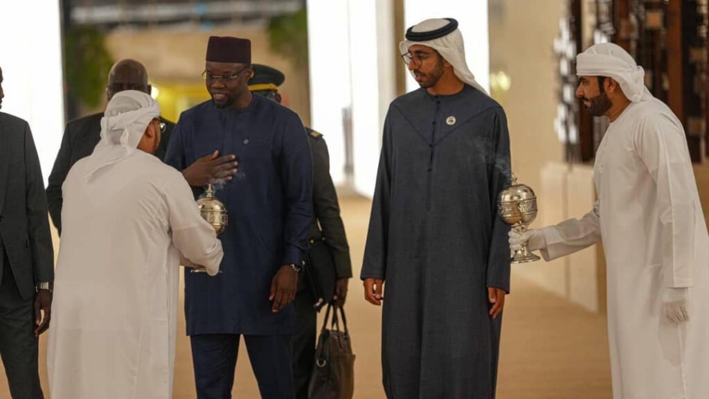 Abu Dhabi, l&rsquo;arrivée du Premier ministre Ousmane SONKO  ( Photos ) 