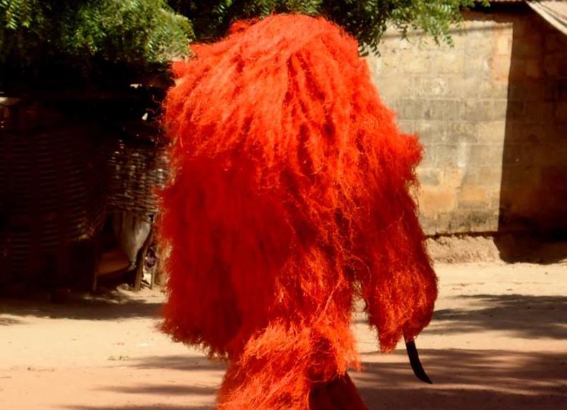 un enseignant tailladé à la machette par un Kankourang (Vidéo)