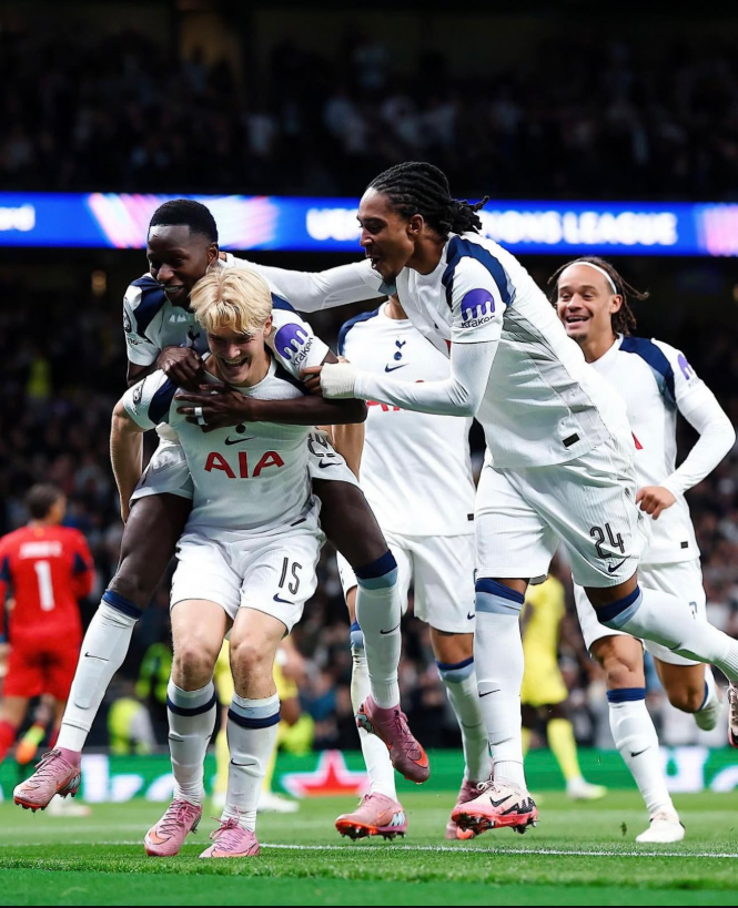 Pape Matar Sarr savoure le retour gagnant des Spurs en C1 (Photos)