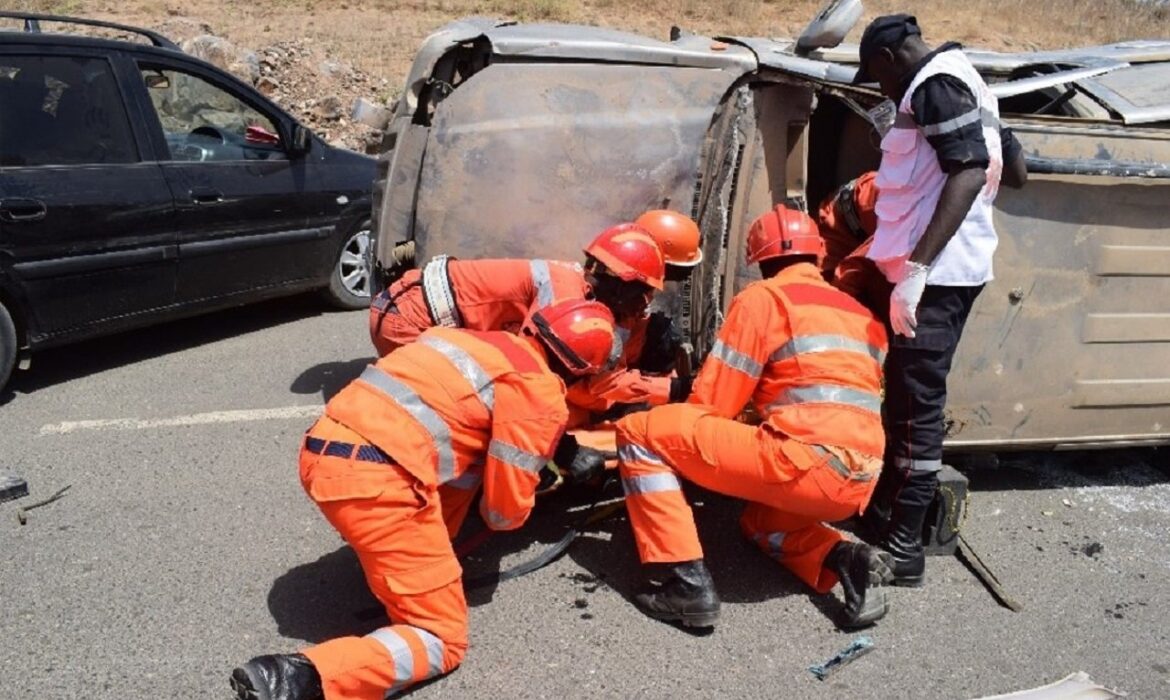 3 morts et 2 blessés graves dans un choc impliquant un 4×4 et des piétons