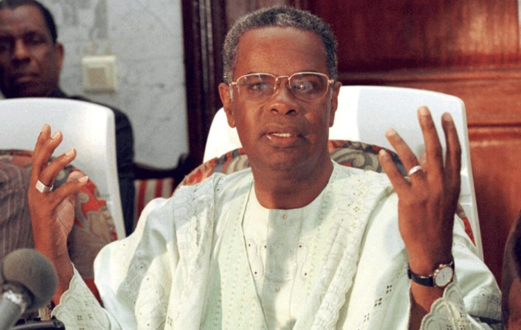 le Parti socialiste rend hommage à un grand homme d&rsquo;État