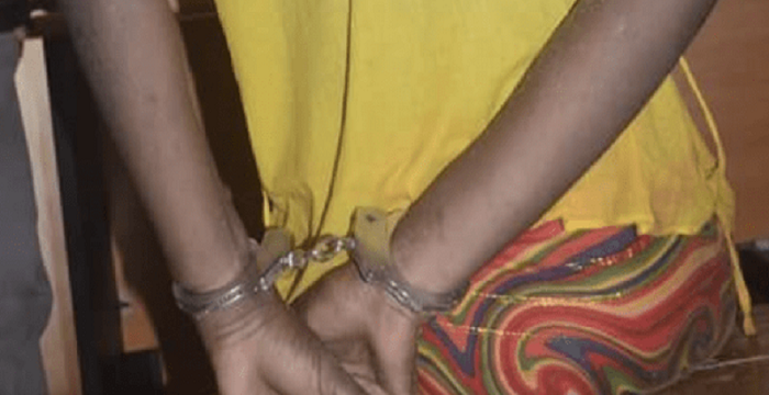 Comment la police a mis la main sur ces deux femmes voleuses