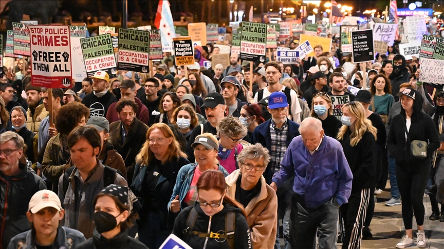 « L’occupation est un crime », des centaines de manifestants à Chicago contre le déploiement de la Garde nationale