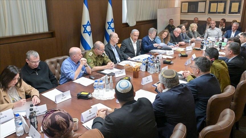 Le cabinet de Netanyahu se réunit après des entretiens avec les émissaires de Trump