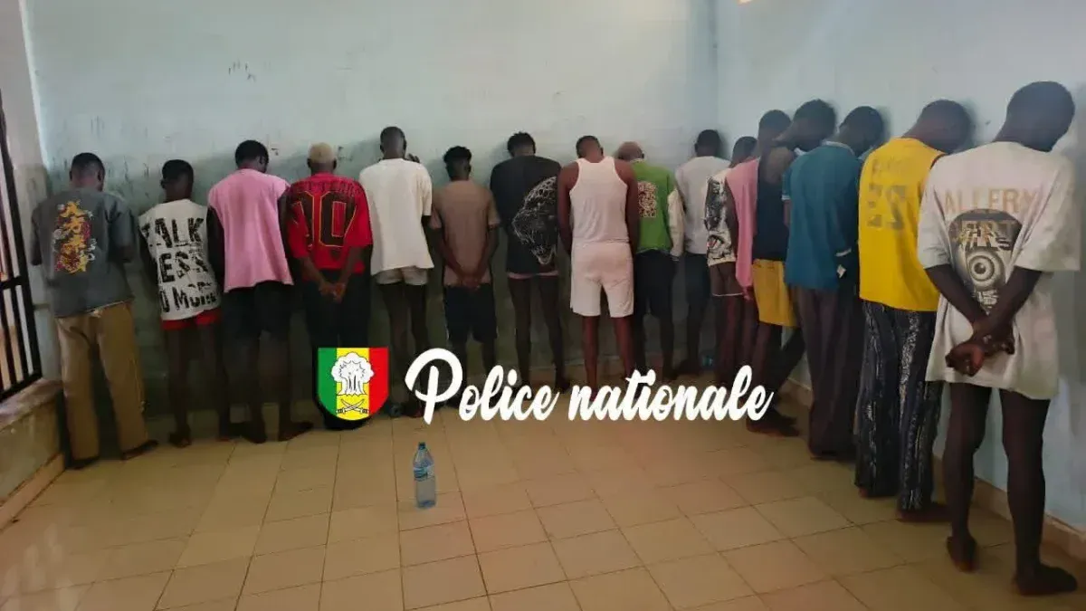 La police et la presse au banc des accusés