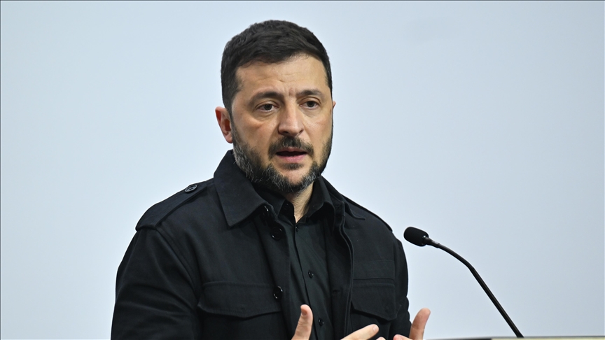 « Aucune concession territoriale », martèle Zelensky face aux nouvelles sanctions de l’UE et des USA