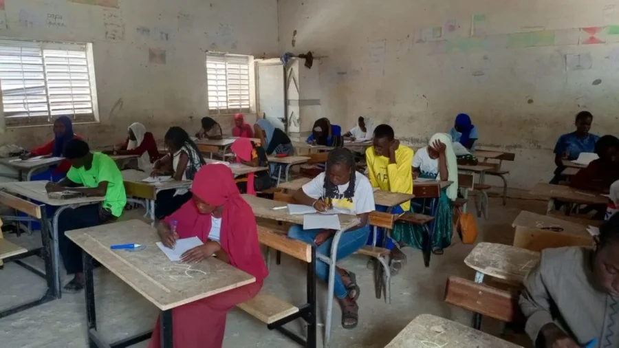 suppression de l’entrée en sixième dès l’année scolaire 2025/2026
