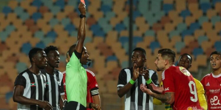 Al Ahly saisit la CAF contre l’arbitre sénégalais Issa Sy après son match face à Aigle Noir