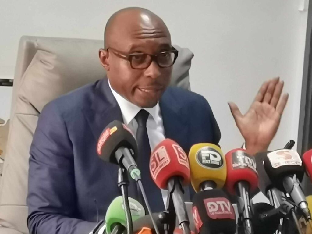 « Il n’y a pas plus incapable qu’un État qui ne peut payer les bourses »