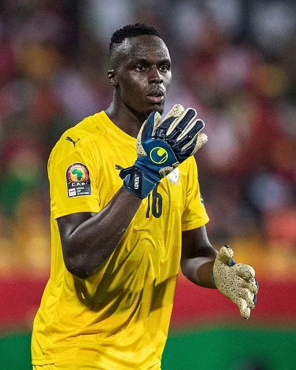 Édouard Mendy forfait contre la Mauritanie après une blessure au thorax