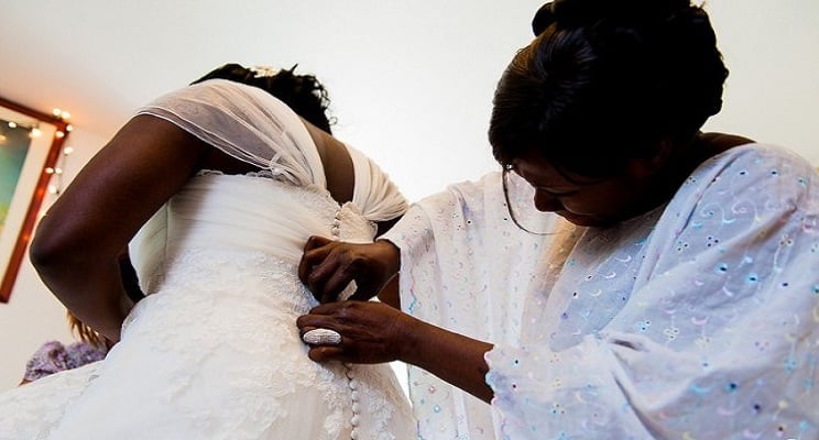 Une célèbre chanteuse s&rsquo;est mariée, découvrez son identité (photos)
