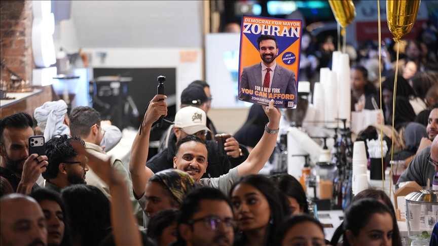 USA – Élu maire de New York, Zohran Mamdani lance à Donald Trump : ‘Montez le son’