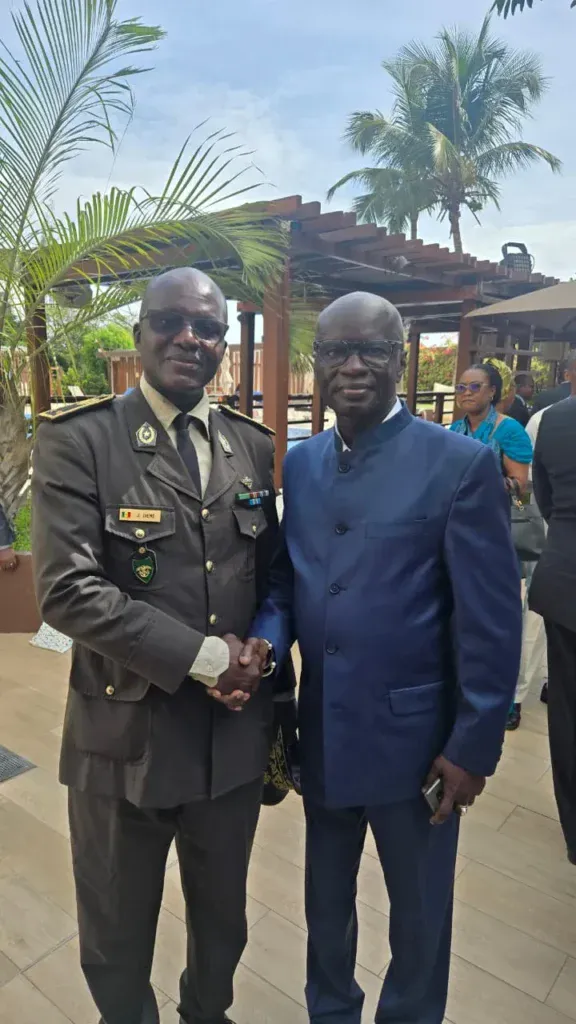 L’Armée honore Oumar Pène, « un ambassadeur de la paix dont la voix transcende les générations »