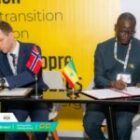 Abdourahmane Diouf et Andreas Bjelland Eriksen signent un accord bilatéral de coopération climatique