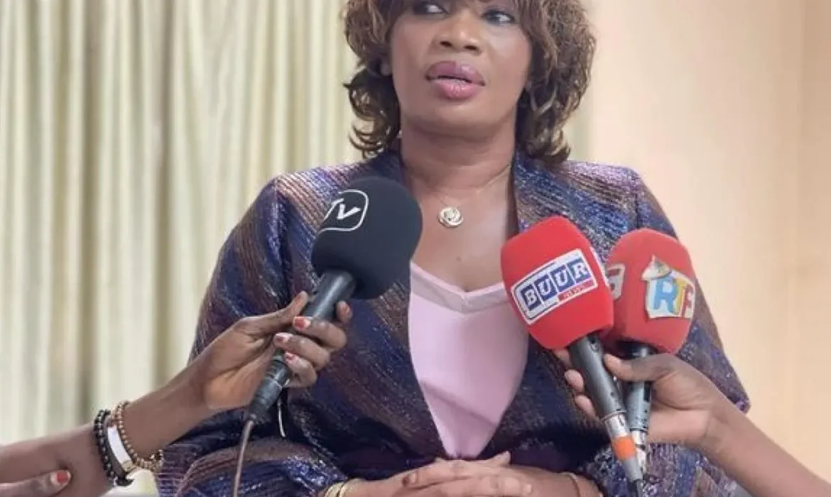 Maïmouna Ndour Faye annonce une plainte contre Cheikh Bara Ndiaye
