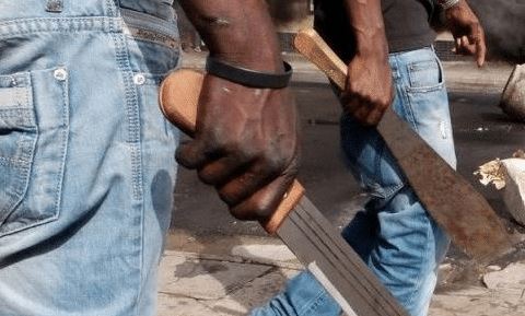 un fils récidiviste agresse son père âgé…