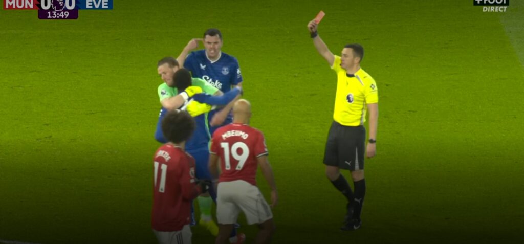 Gana Gueye exclu après une altercation avec son coéquipier Keane (vidéo)