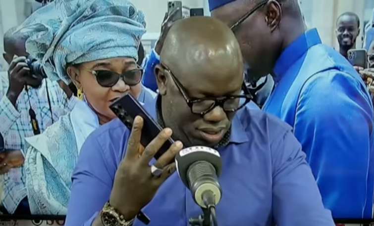 En pleurs, cette dame fait pleurer le plateau d&rsquo;Ahmed Aidara (vidéo)