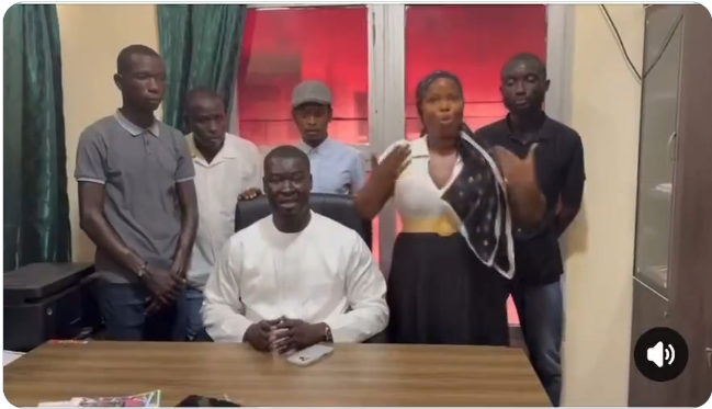 Les malentendants réclament un interprète aux côtés de Sonko