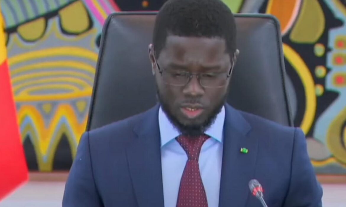 le Président de la République donne ses explications