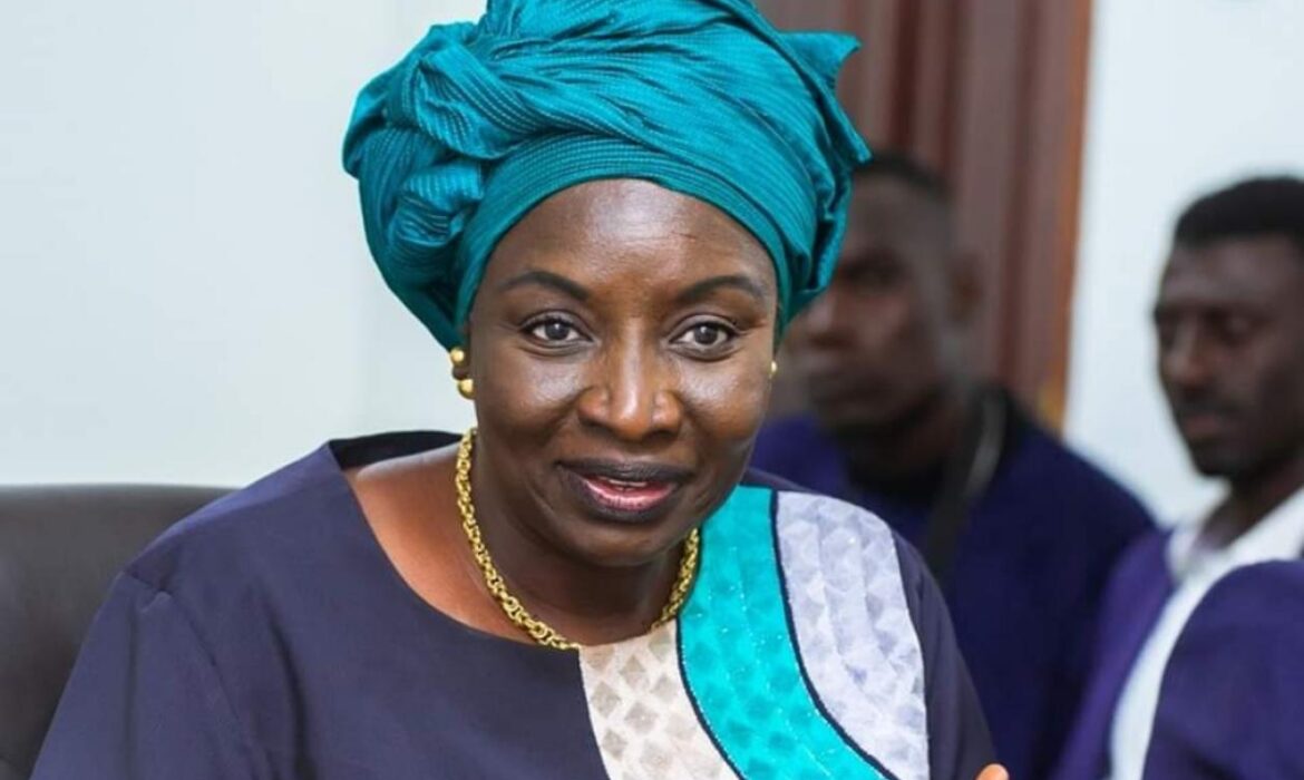 Aminata Touré quitte le groupe WhatsApp des leaders et entraîne sept cadres