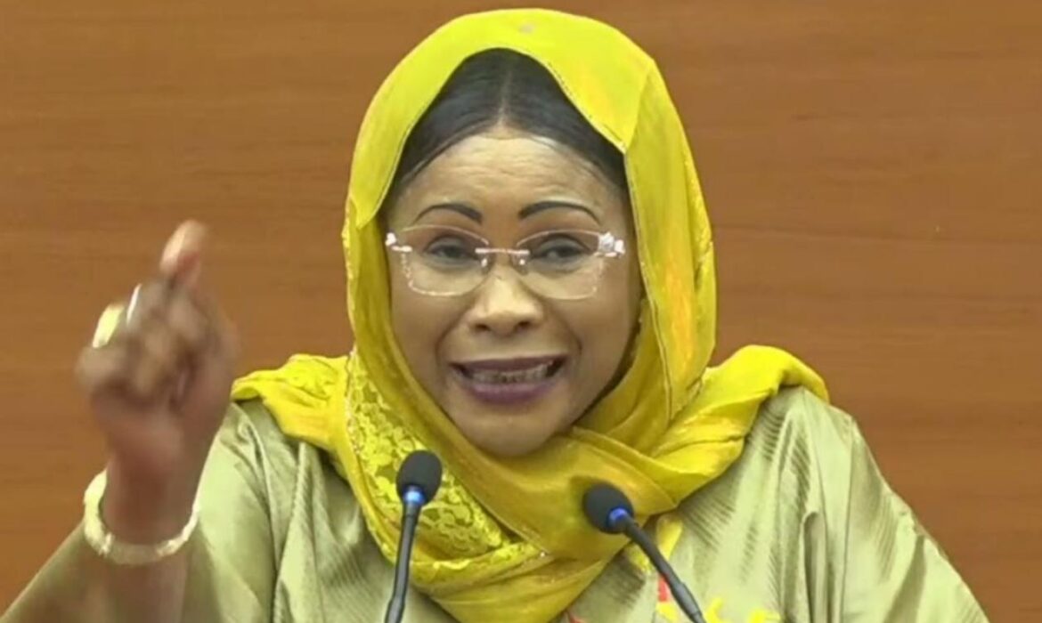 la réplique de Mame Diarra Fam