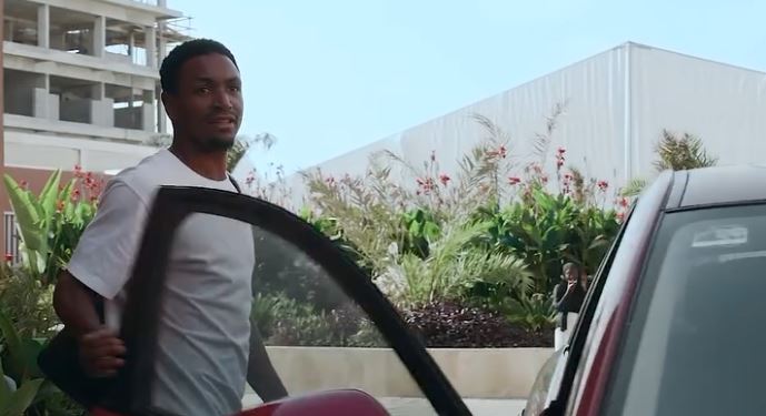 Le défenseur sénégalais, Abdou Diallo, débarque au Maroc (vidéo)