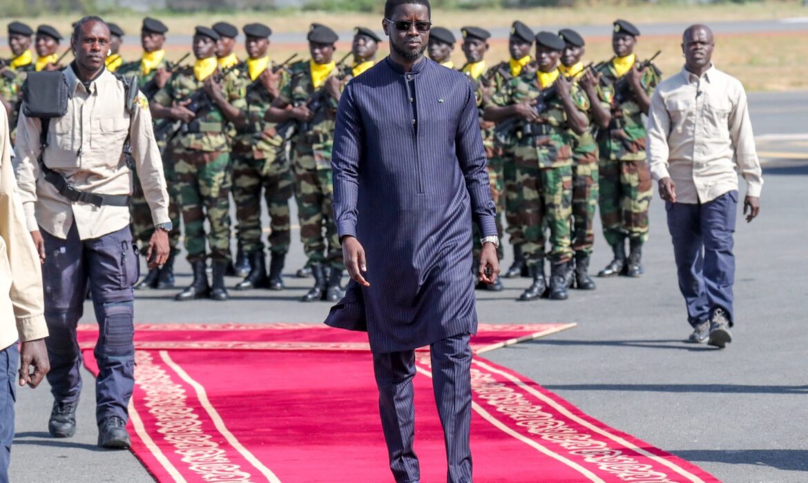 Le Président de la République est arrivé à l’aéroport de Cap Skirring (photos)