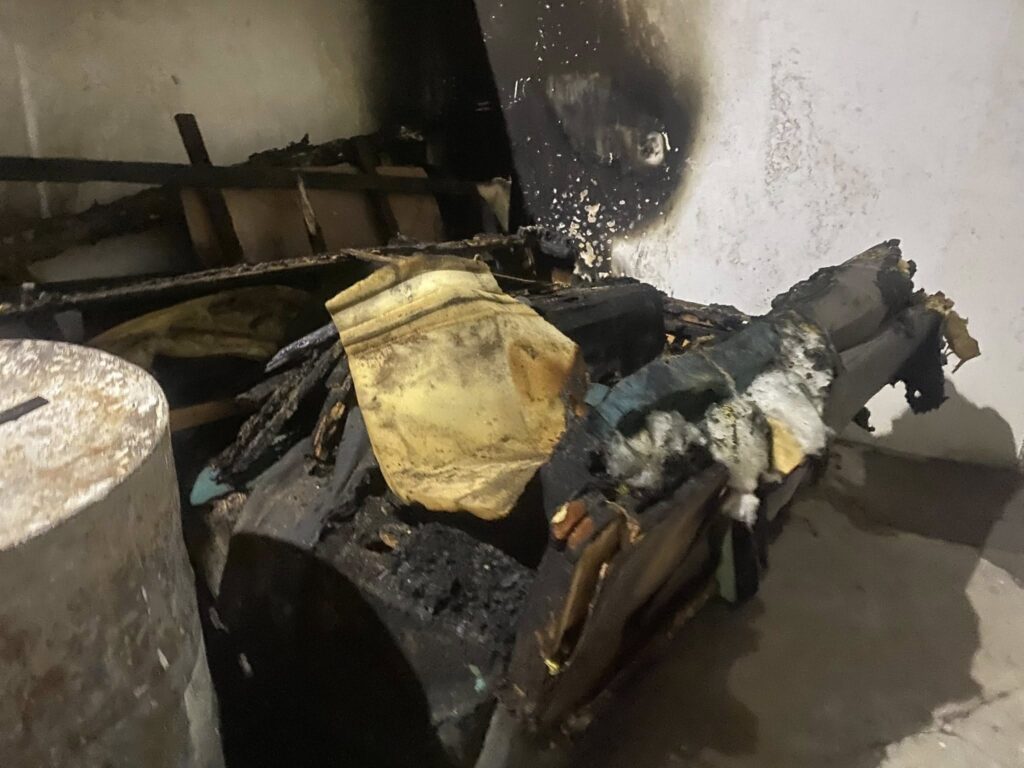 un enfant de 4 ans meurt après l’explosion d’un pétard