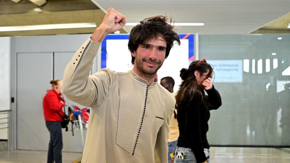 Juan Branco appelle le Sénégal à reconnaître la victoire de Fernando Dias …