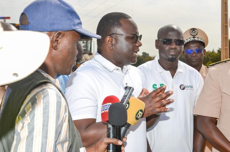 Aéroport de Ziguinchor:Déthié Fall félicite les équipes mobilisées pour…