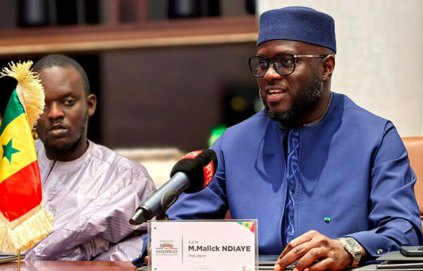 Comment El Malick Ndiaye tisse discrètement sa toile