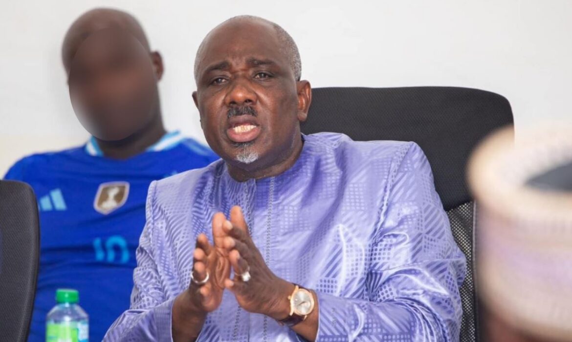 ses avocats dénoncent des “violations graves” après l’exploitation de son téléphone