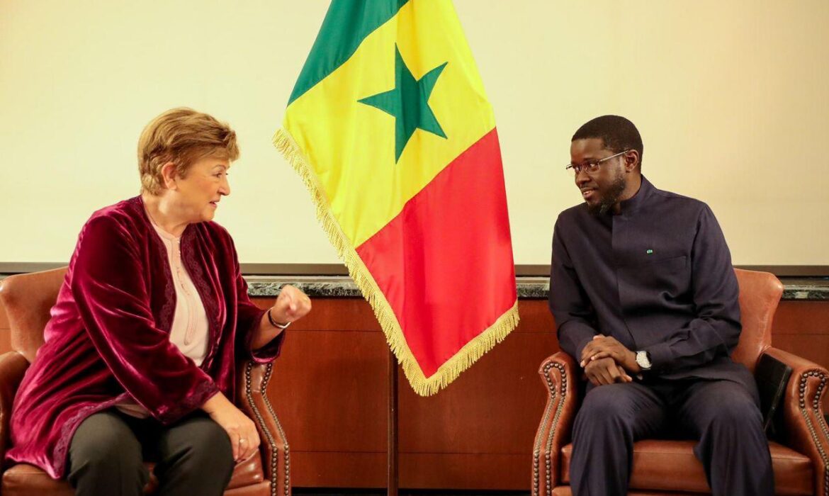 un économiste alerte sur un “danger financier majeur” pour le Sénégal